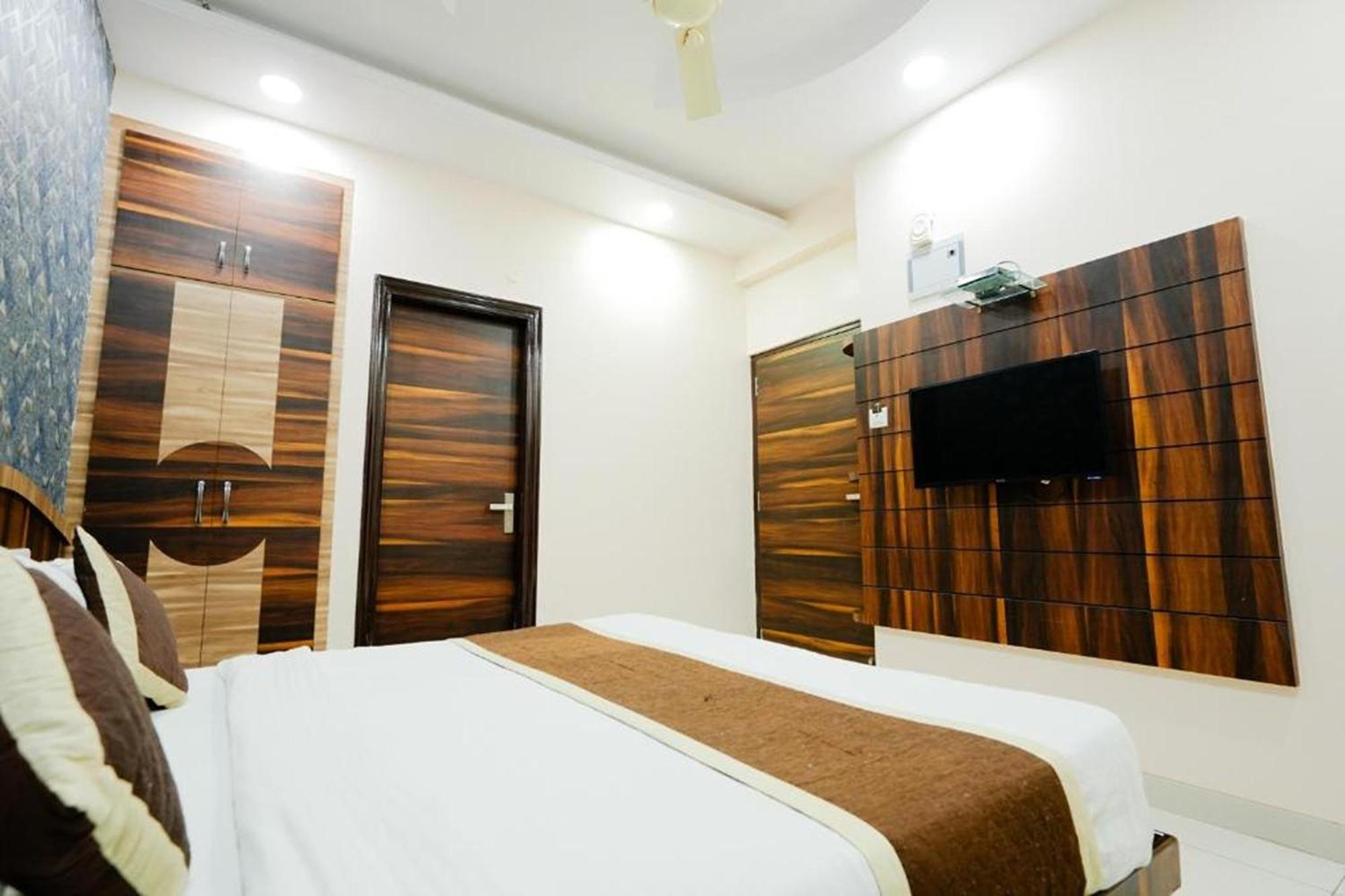 Hotel Olive Greens Near Jaipur International Airport מראה חיצוני תמונה